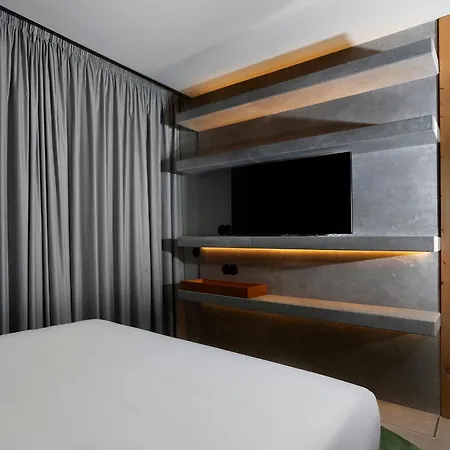 Icon Duplo Ribeira Hotel